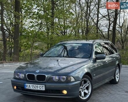 Серый БМВ 5 Серия, объемом двигателя 2.5 л и пробегом 502 тыс. км за 3800 $, фото 1 на Automoto.ua