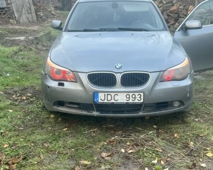 Серый БМВ 5 Серия, объемом двигателя 3 л и пробегом 3 тыс. км за 3779 $, фото 1 на Automoto.ua