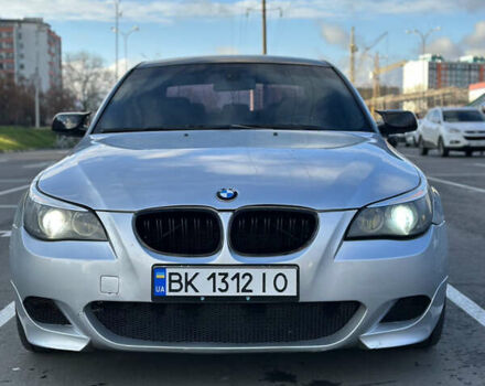 Серый БМВ 5 Серия, объемом двигателя 3 л и пробегом 317 тыс. км за 7800 $, фото 1 на Automoto.ua