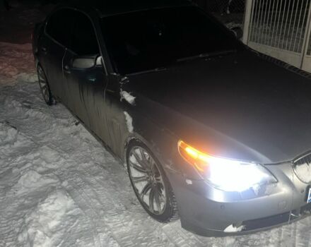 Серый БМВ 5 Серия, объемом двигателя 3 л и пробегом 360 тыс. км за 8000 $, фото 1 на Automoto.ua