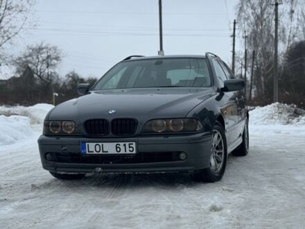 Серый БМВ 5 Серия, объемом двигателя 2.5 л и пробегом 300 тыс. км за 2400 $, фото 1 на Automoto.ua