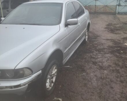 Серый БМВ 5 Серия, объемом двигателя 2 л и пробегом 45 тыс. км за 2000 $, фото 1 на Automoto.ua