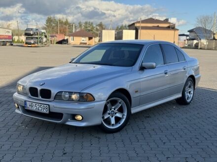 Серый БМВ 5 Серия, объемом двигателя 2 л и пробегом 334 тыс. км за 2650 $, фото 1 на Automoto.ua