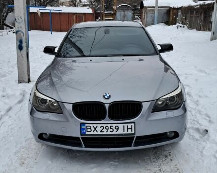 Серый БМВ 5 Серия, объемом двигателя 3 л и пробегом 282 тыс. км за 6900 $, фото 1 на Automoto.ua