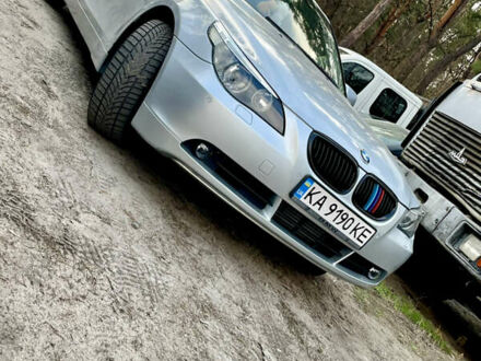 Серый БМВ 5 Серия, объемом двигателя 2.5 л и пробегом 234 тыс. км за 10000 $, фото 1 на Automoto.ua