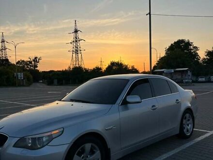 Серый БМВ 5 Серия, объемом двигателя 2.2 л и пробегом 220 тыс. км за 7300 $, фото 1 на Automoto.ua