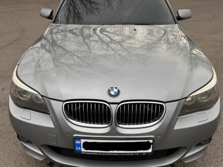 БМВ 5 Серия 2005 в Умани на Automoto.ua Серый БМВ 5 Серия, объемом двигателя 3 л и пробегом 290 тыс. км за 8650 $, фото 1 на Automoto.ua