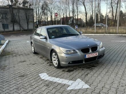 Серый БМВ 5 Серия, объемом двигателя 3 л и пробегом 320 тыс. км за 2800 $, фото 1 на Automoto.ua