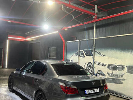 Сірий БМВ 5 Серія, об'ємом двигуна 2.99 л та пробігом 500 тис. км за 8499 $, фото 1 на Automoto.ua