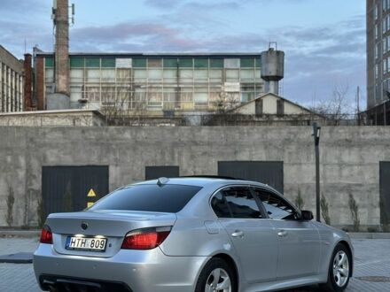 Серый БМВ 5 Серия, объемом двигателя 3 л и пробегом 390 тыс. км за 4649 $, фото 1 на Automoto.ua