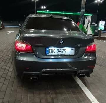 БМВ 5 Серія 2006 у Житомирі на Automoto.ua Сірий БМВ 5 Серія, об'ємом двигуна 2 л та пробігом 307 тис. км за 8300 $, фото 1 на Automoto.ua