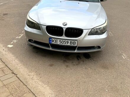 БМВ 5 Серия 2006 в Кривом Роге на Automoto.ua Серый БМВ 5 Серия, объемом двигателя 3 л и пробегом 320 тыс. км за 9600 $, фото 1 на Automoto.ua