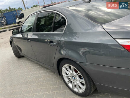 Серый БМВ 5 Серия, объемом двигателя 3 л и пробегом 280 тыс. км за 10200 $, фото 1 на Automoto.ua