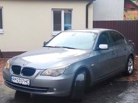 Серый БМВ 5 Серия, объемом двигателя 3 л и пробегом 349 тыс. км за 8900 $, фото 1 на Automoto.ua