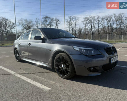 Серый БМВ 5 Серия, объемом двигателя 3 л и пробегом 340 тыс. км за 7800 $, фото 1 на Automoto.ua