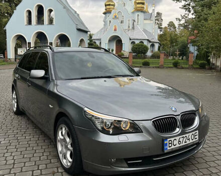 Серый БМВ 5 Серия, объемом двигателя 3 л и пробегом 290 тыс. км за 9000 $, фото 1 на Automoto.ua