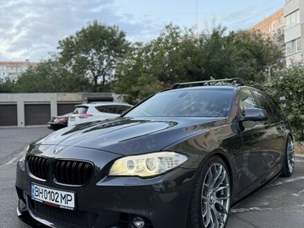 БМВ 5 Серия 2010 в Одессе на Automoto.ua Серый БМВ 5 Серия, объемом двигателя 3 л и пробегом 317 тыс. км за 20000 $, фото 1 на Automoto.ua