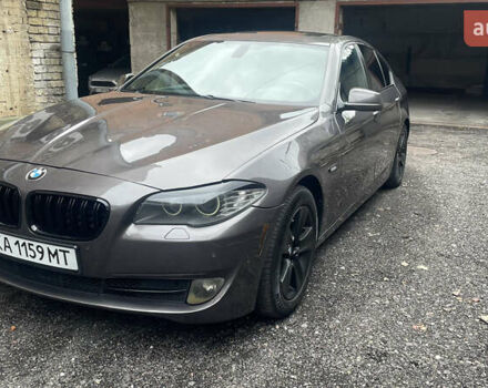 БМВ 5 Серия 2010 в Киеве на Automoto.ua Серый БМВ 5 Серия, объемом двигателя 3 л и пробегом 315 тыс. км за 10000 $, фото 1 на Automoto.ua
