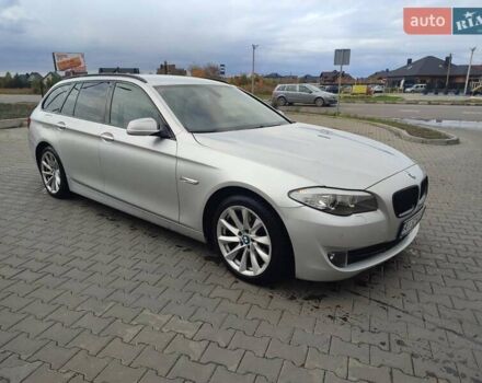 БМВ 5 Серия 2010 в Луцке на Automoto.ua Серый БМВ 5 Серия, объемом двигателя 3 л и пробегом 265 тыс. км за 13999 $, фото 1 на Automoto.ua