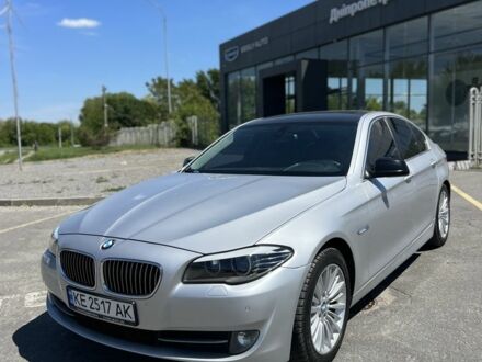 БМВ 5 Серия 2010 в Днепре (Днепропетровске) на Automoto.ua Серый БМВ 5 Серия, объемом двигателя 3 л и пробегом 278 тыс. км за 10600 $, фото 1 на Automoto.ua