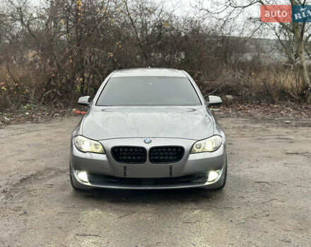 Серый БМВ 5 Серия, объемом двигателя 3 л и пробегом 290 тыс. км за 17000 $, фото 1 на Automoto.ua