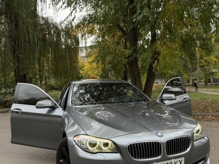 Серый БМВ 5 Серия, объемом двигателя 3 л и пробегом 371 тыс. км за 16400 $, фото 1 на Automoto.ua