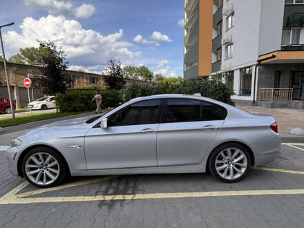 Серый БМВ 5 Серия, объемом двигателя 3 л и пробегом 147 тыс. км за 14399 $, фото 1 на Automoto.ua