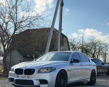 Серый БМВ 5 Серия, объемом двигателя 3 л и пробегом 223 тыс. км за 13000 $, фото 1 на Automoto.ua