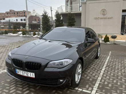 Серый БМВ 5 Серия, объемом двигателя 2 л и пробегом 271 тыс. км за 14400 $, фото 1 на Automoto.ua