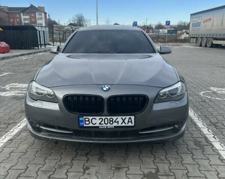 Сірий БМВ 5 Серія, об'ємом двигуна 2 л та пробігом 191 тис. км за 11000 $, фото 1 на Automoto.ua