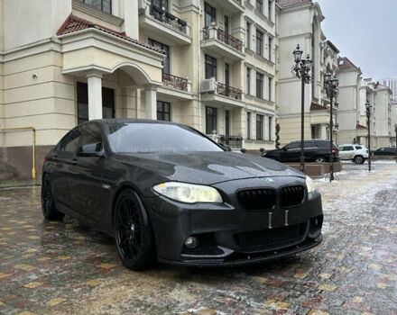 Сірий БМВ 5 Серія, об'ємом двигуна 3 л та пробігом 240 тис. км за 13500 $, фото 1 на Automoto.ua