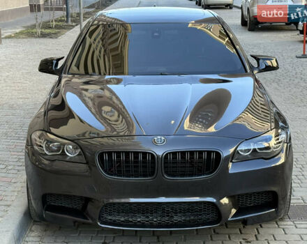 Серый БМВ 5 Серия, объемом двигателя 3 л и пробегом 231 тыс. км за 10500 $, фото 1 на Automoto.ua
