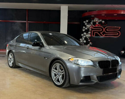 Серый БМВ 5 Серия, объемом двигателя 2.98 л и пробегом 182 тыс. км за 14000 $, фото 1 на Automoto.ua