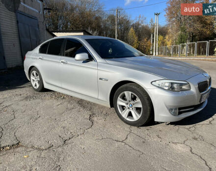 БМВ 5 Серія 2012 у Вінниці на Automoto.ua Сірий БМВ 5 Серія, об'ємом двигуна 2 л та пробігом 263 тис. км за 12700 $, фото 1 на Automoto.ua