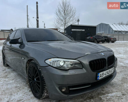 Сірий БМВ 5 Серія, об'ємом двигуна 2 л та пробігом 240 тис. км за 8999 $, фото 1 на Automoto.ua