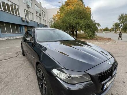 Серый БМВ 5 Серия, объемом двигателя 2.99 л и пробегом 212 тыс. км за 14900 $, фото 1 на Automoto.ua