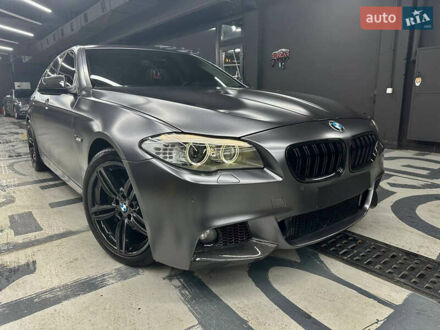 Серый БМВ 5 Серия, объемом двигателя 2.99 л и пробегом 189 тыс. км за 17200 $, фото 1 на Automoto.ua