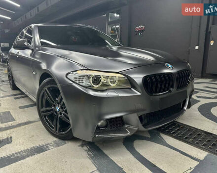 Серый БМВ 5 Серия, объемом двигателя 2.99 л и пробегом 189 тыс. км за 17200 $, фото 1 на Automoto.ua