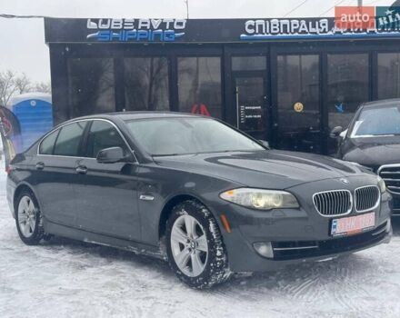 Серый БМВ 5 Серия, объемом двигателя 3 л и пробегом 209 тыс. км за 12500 $, фото 1 на Automoto.ua