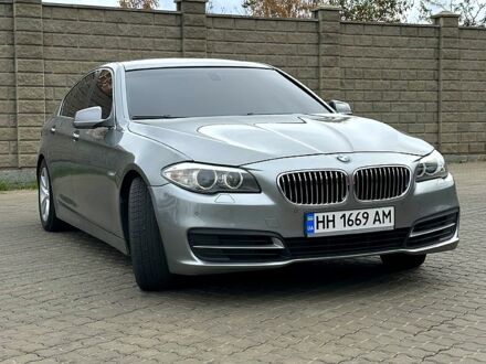 БМВ 5 Серия 2012 в Черноморске (Ильичевске) на Automoto.ua Серый БМВ 5 Серия, объемом двигателя 2 л и пробегом 280 тыс. км за 13000 $, фото 1 на Automoto.ua