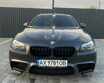 Серый БМВ 5 Серия, объемом двигателя 2.98 л и пробегом 150 тыс. км за 20000 $, фото 1 на Automoto.ua