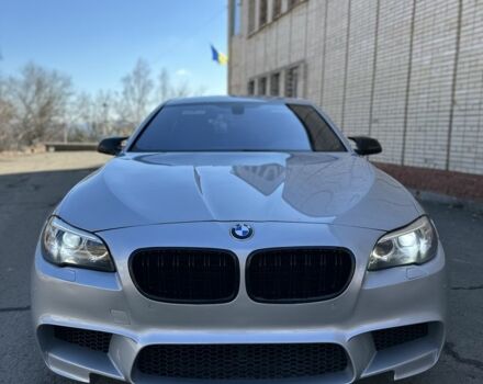 Серый БМВ 5 Серия, объемом двигателя 3 л и пробегом 198 тыс. км за 16500 $, фото 1 на Automoto.ua