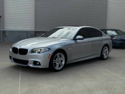 Серый БМВ 5 Серия, объемом двигателя 3 л и пробегом 89 тыс. км за 12400 $, фото 1 на Automoto.ua