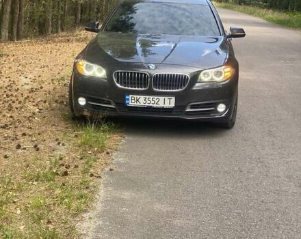 БМВ 5 Серия 2015 в Рокитное на Automoto.ua Серый БМВ 5 Серия, объемом двигателя 2 л и пробегом 285 тыс. км за 13700 $, фото 1 на Automoto.ua