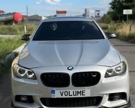 Серый БМВ 5 Серия, объемом двигателя 3 л и пробегом 129 тыс. км за 20500 $, фото 1 на Automoto.ua