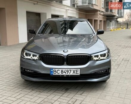 Серый БМВ 5 Серия, объемом двигателя 2 л и пробегом 99 тыс. км за 27000 $, фото 1 на Automoto.ua