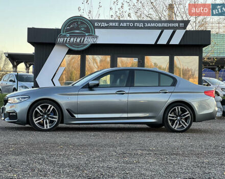 Серый БМВ 5 Серия, объемом двигателя 2.99 л и пробегом 195 тыс. км за 32300 $, фото 1 на Automoto.ua