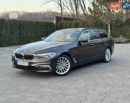 Серый БМВ 5 Серия, объемом двигателя 2 л и пробегом 246 тыс. км за 26500 $, фото 1 на Automoto.ua
