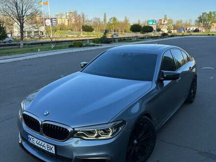 БМВ 5 Серія 2017 у Кривому Розі на Automoto.ua Сірий БМВ 5 Серія, об'ємом двигуна 4.4 л та пробігом 138 тис. км за 34600 $, фото 1 на Automoto.ua