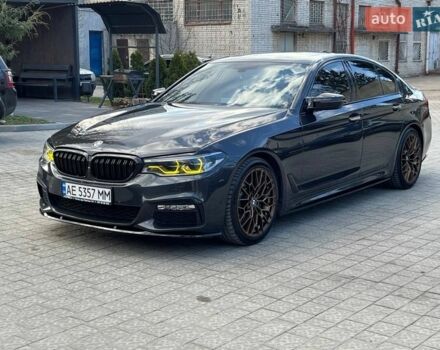 Серый БМВ 5 Серия, объемом двигателя 3 л и пробегом 116 тыс. км за 39000 $, фото 1 на Automoto.ua